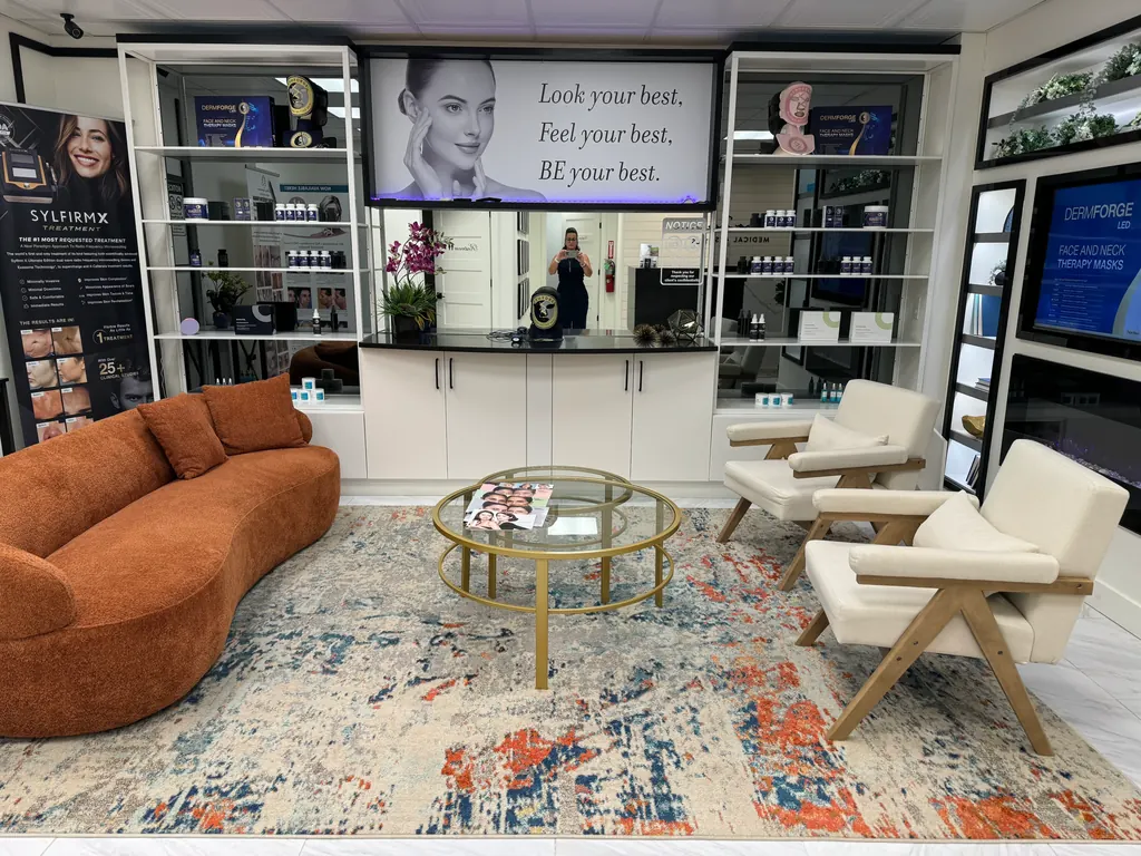The clinic's patient lounge